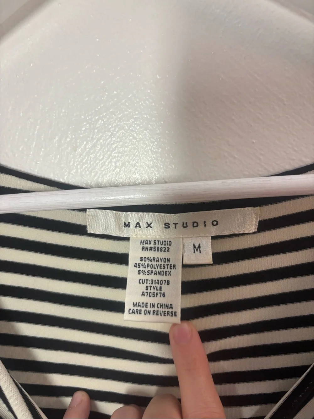 Max Studio Y2K Black & White Striped Deep V Neck Top Size Medium